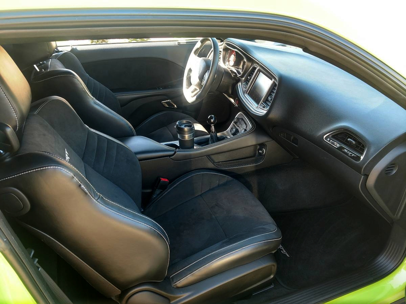Illustration for article titled At $44,000, Could This 2015 Dodge Challenger SRT Hellcat Be Near Purr-fect?